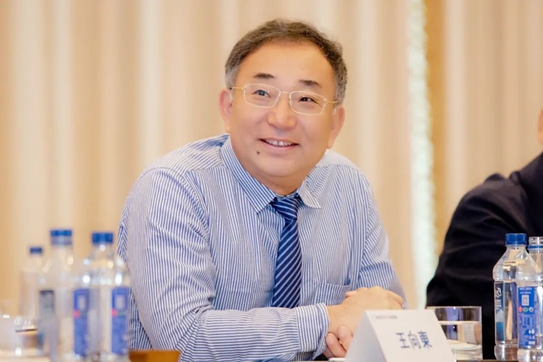 访新当选欧洲科学院院士、中山医院王向东教授：聚焦前沿科学，带动学科发展需要良好微环境